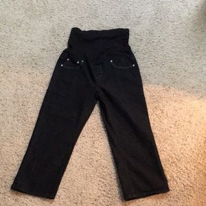Bella Vida Maternity Capri Size Lrg